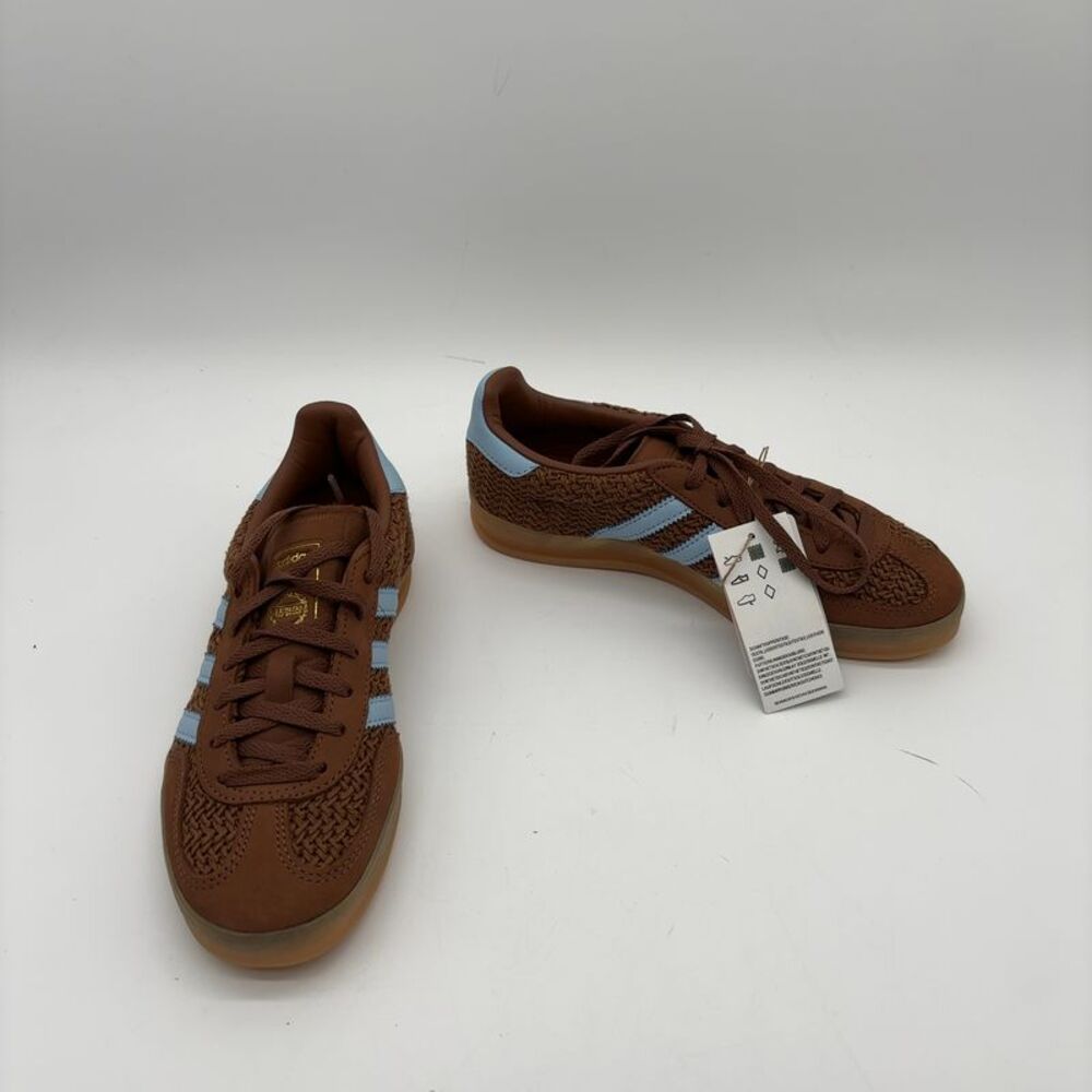 adidas Gazelle Textured Brown/ Clear Sky Gum Sneaker